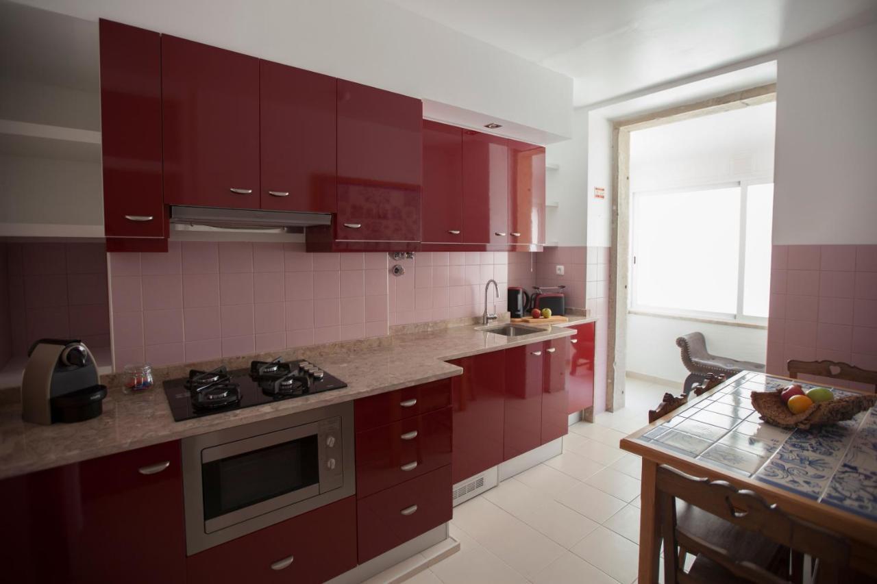 Otilia Apartamentos Lisbon Exterior photo